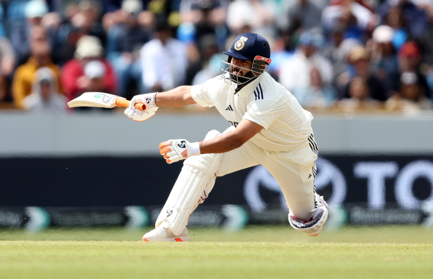 ​Kotak: Pant likes to talk about the game, but not when he’s batting 