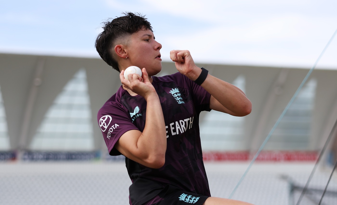 ​Beaumont-led England opt to bat, make three changes 