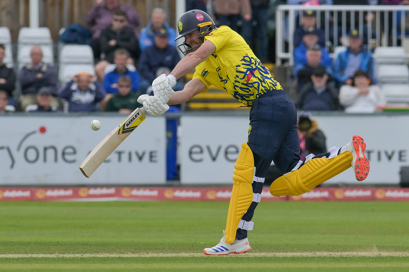 ​Ackermann fireworks light way as Durham crush Notts 