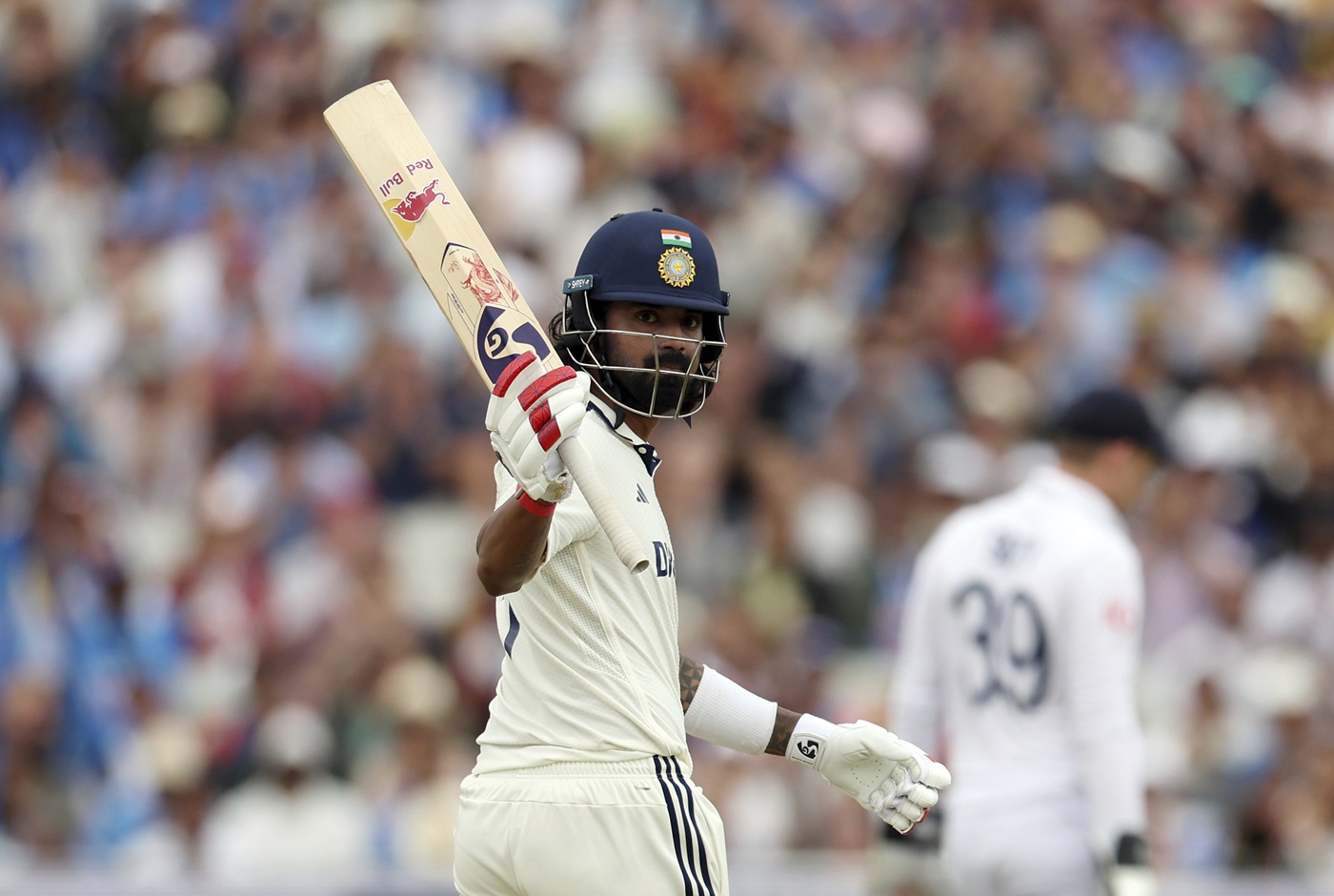 ​India’s lead swells as Pant comes out swinging 