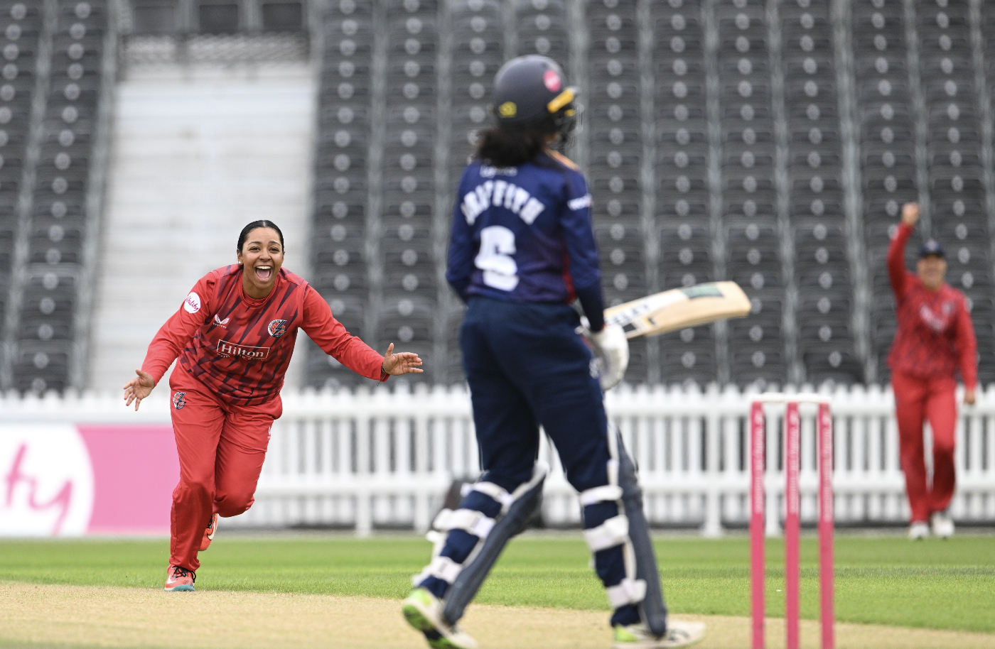​King, Cross overpower Essex in rain-reduced win at Old Trafford 