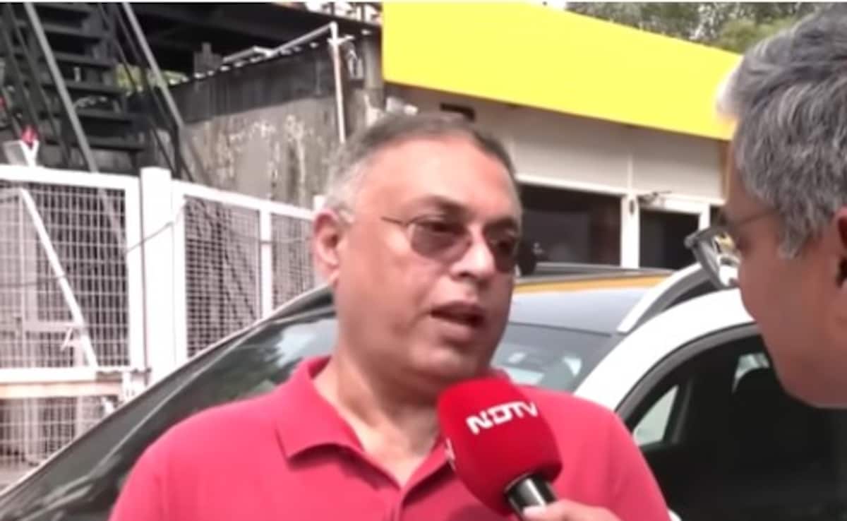 दिल्ली का दर्द… मर्सिडीज को 84 लाख में खरीदा, महज ढाई लाख में बेच दिया 