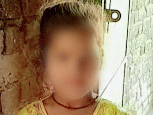 बहराइच में सीरियल रेपिस्ट अरेस्ट, 1 महीने में 4 वारदात:5 से 7 साल की बच्चियों को निशाना बनाता; मोबाइल में अश्लील फोटो-वीडियो मिले 