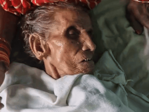 90 साल की दादी की ढाई घंटे बाद लौटी सांसें:झांसी में दाह संस्कार करने वाला था परिवार; जानिए क्या कोई मरकर जिंदा हो सकता है? 