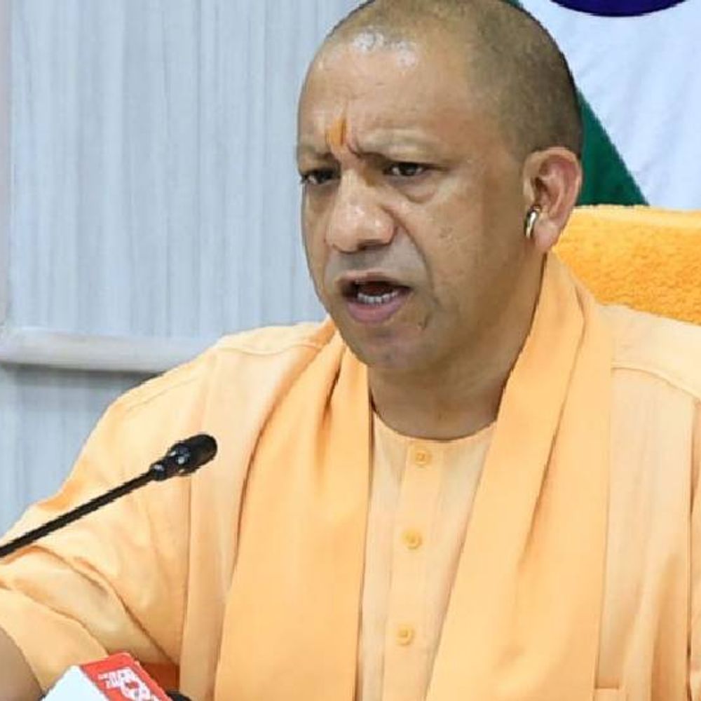 एक पेड़ मां के नाम अभियान:सीएम योगी बोले-एक दिन में लगाए जाएंगे 37 करोड़ पौधे, पंचायत प्रतिनिधियों से किया संवाद 
