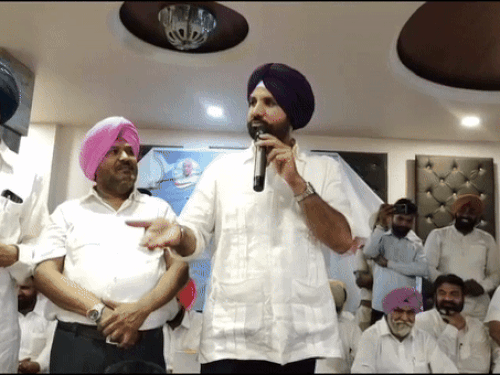 बेअदबी पर पंजाब विधानसभा का विशेष सत्र:कांग्रेस बोली- साढ़े 3 साल बाद जनता को बहलाने की कोशिश, पहले क्यों नहीं बना कानून? 
